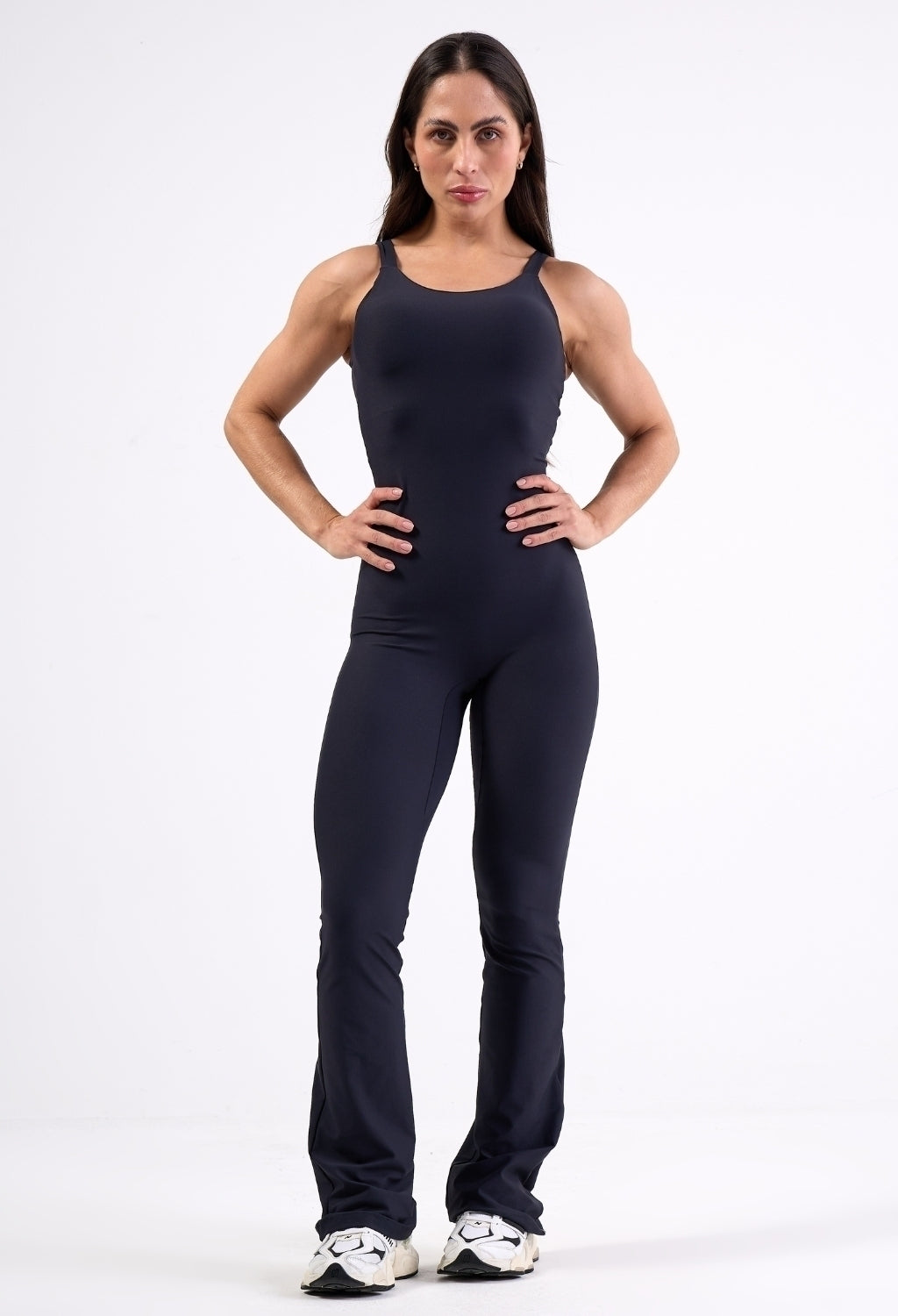 MACACÃO FLARE LUXE PRETO