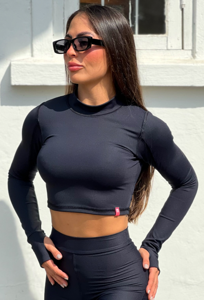 CROPPED PRETO