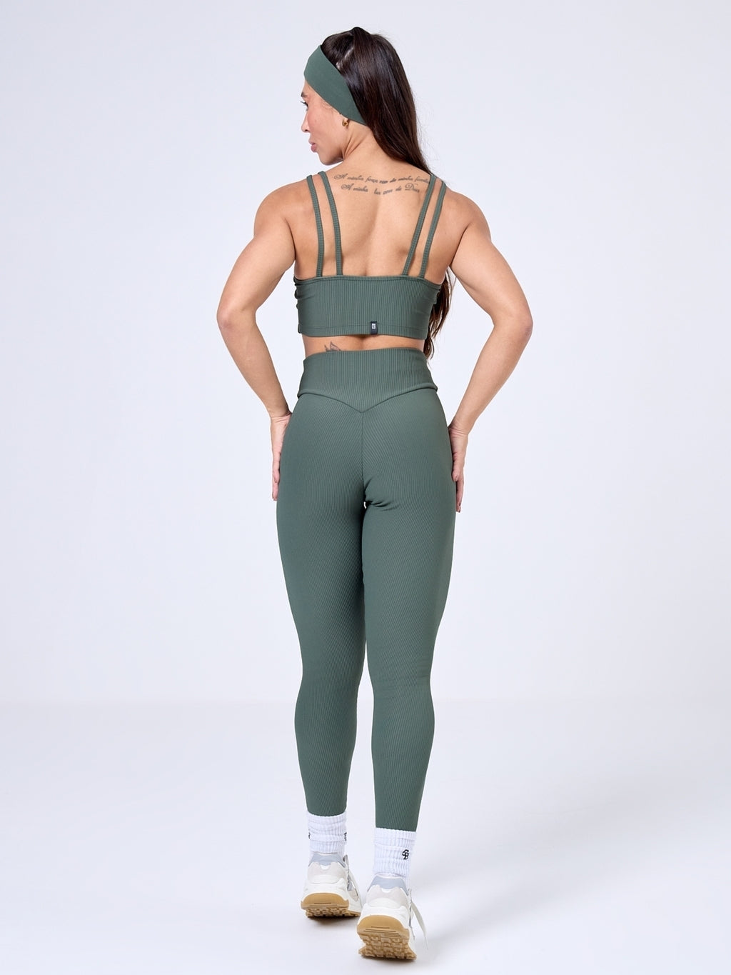 CONJUNTO LEGGING CANELADA + TOP STRAPPY CANELADO CACTUS