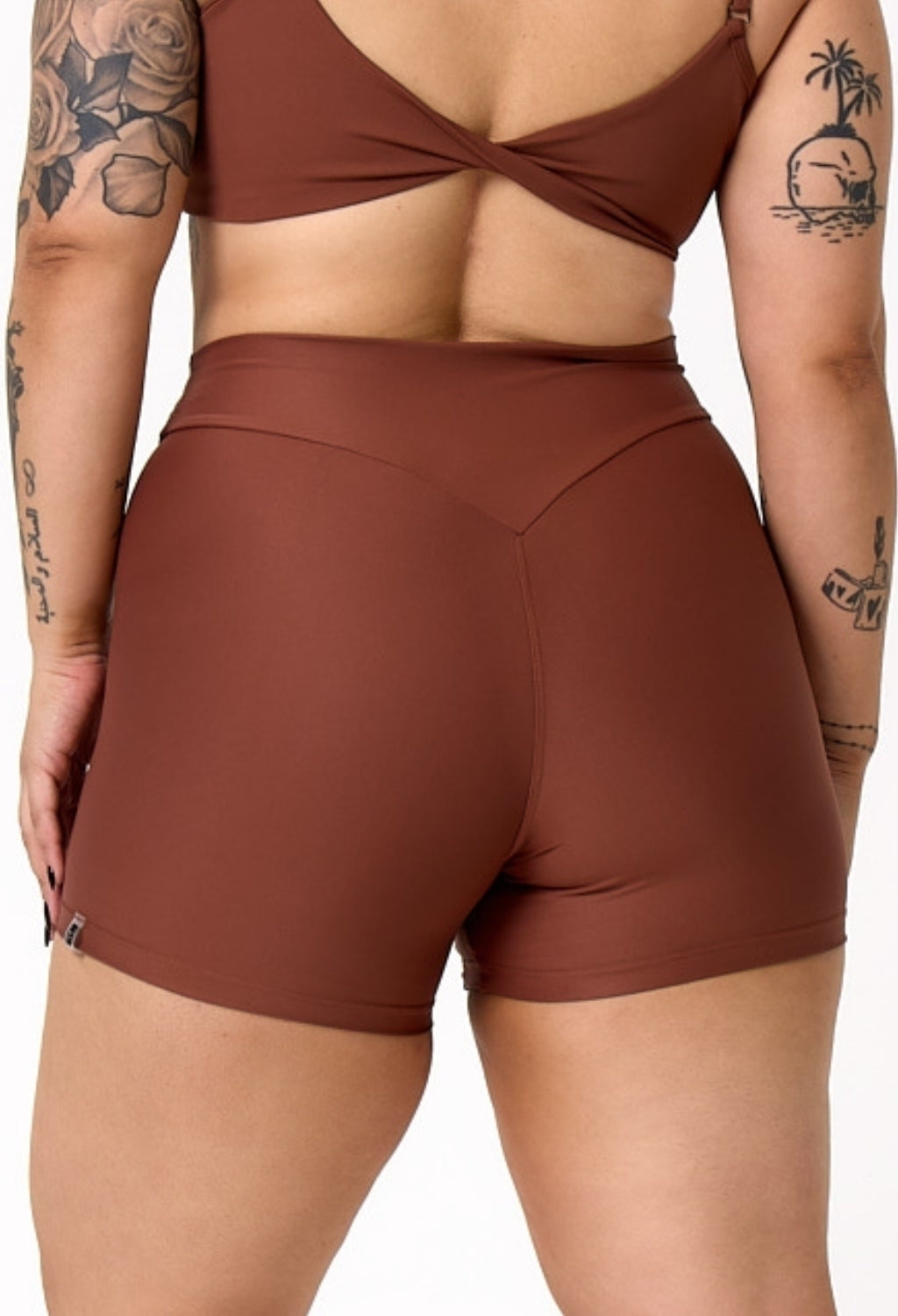 SHORTS BASIC CACAU
