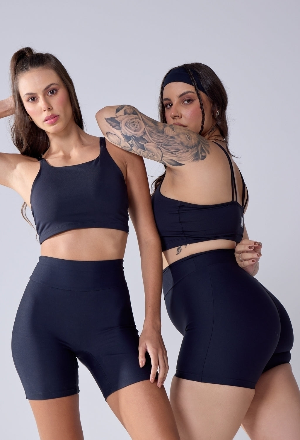 TOP STRAPPY SPORT PRETO