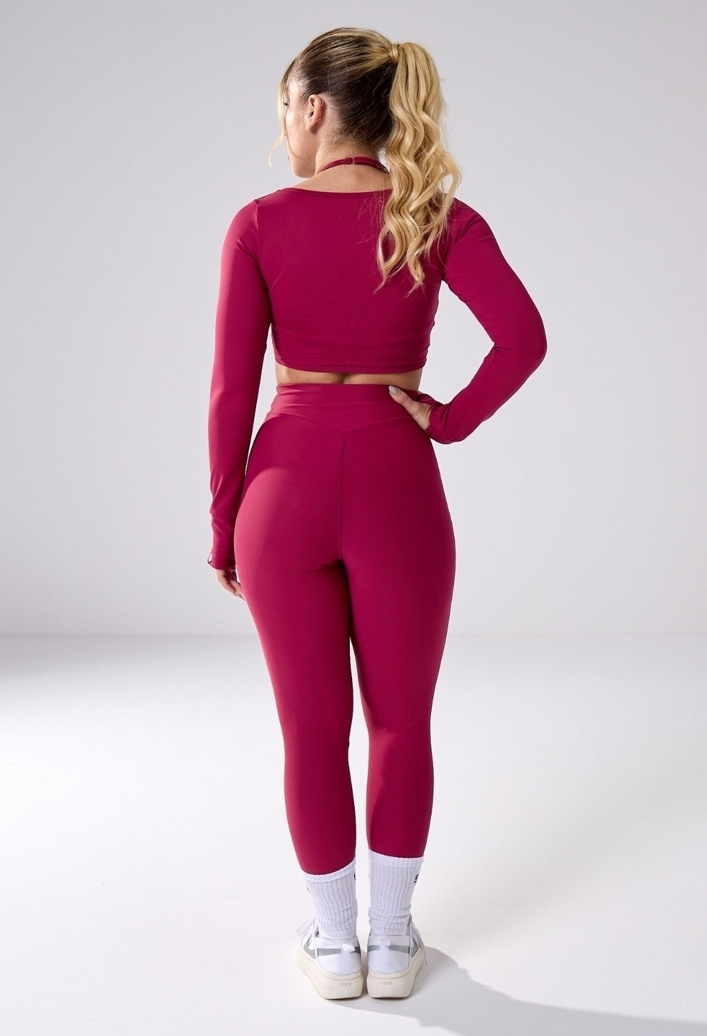 CONJUNTO LEGGING CROSS OVER + CROPPED DEFINE LUXE CHERRY