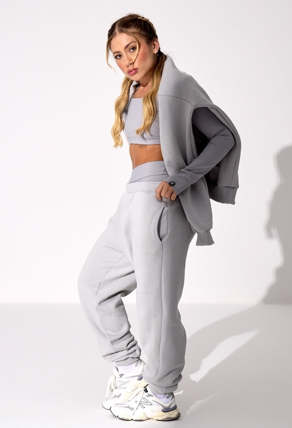 CALÇA MOLETOM OVERSIZED GRAY