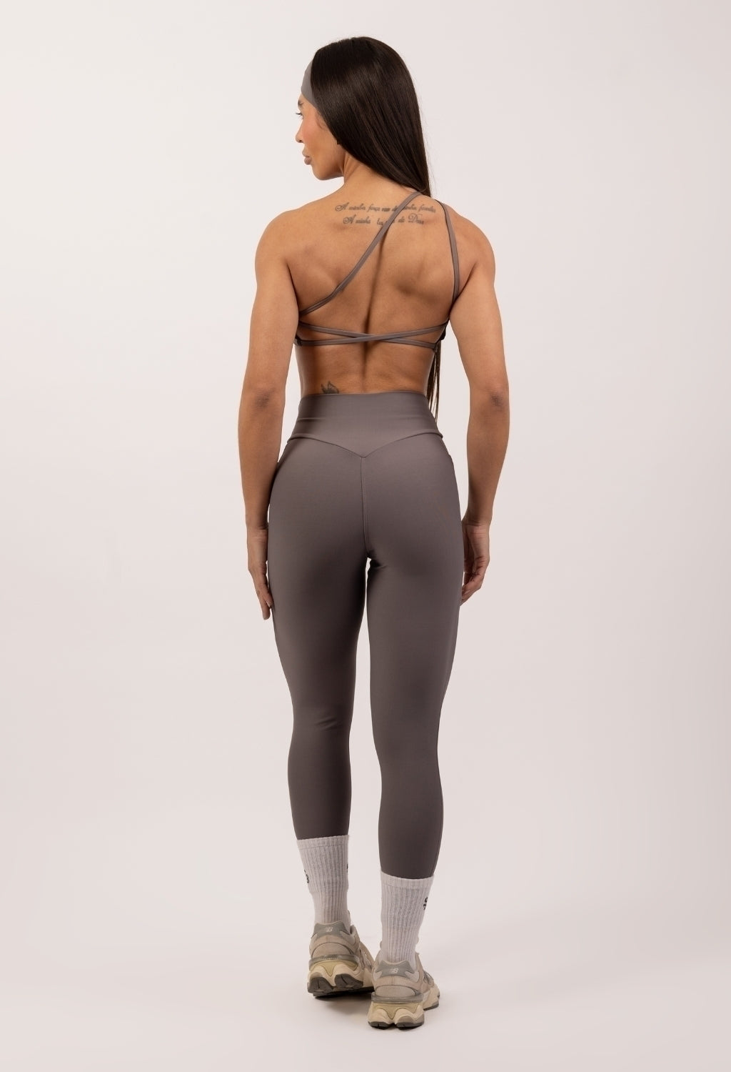 CONJUNTO TOP ENERGY + LEGGING ENERGY DARK GREY