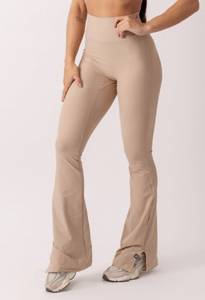 LEGGING ACTIVE FLARE CAPPUCCINO