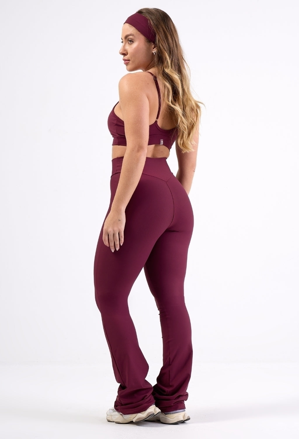CONJ. LEG FLARE + TOP EVOLVE 2.0 BURGUNDY