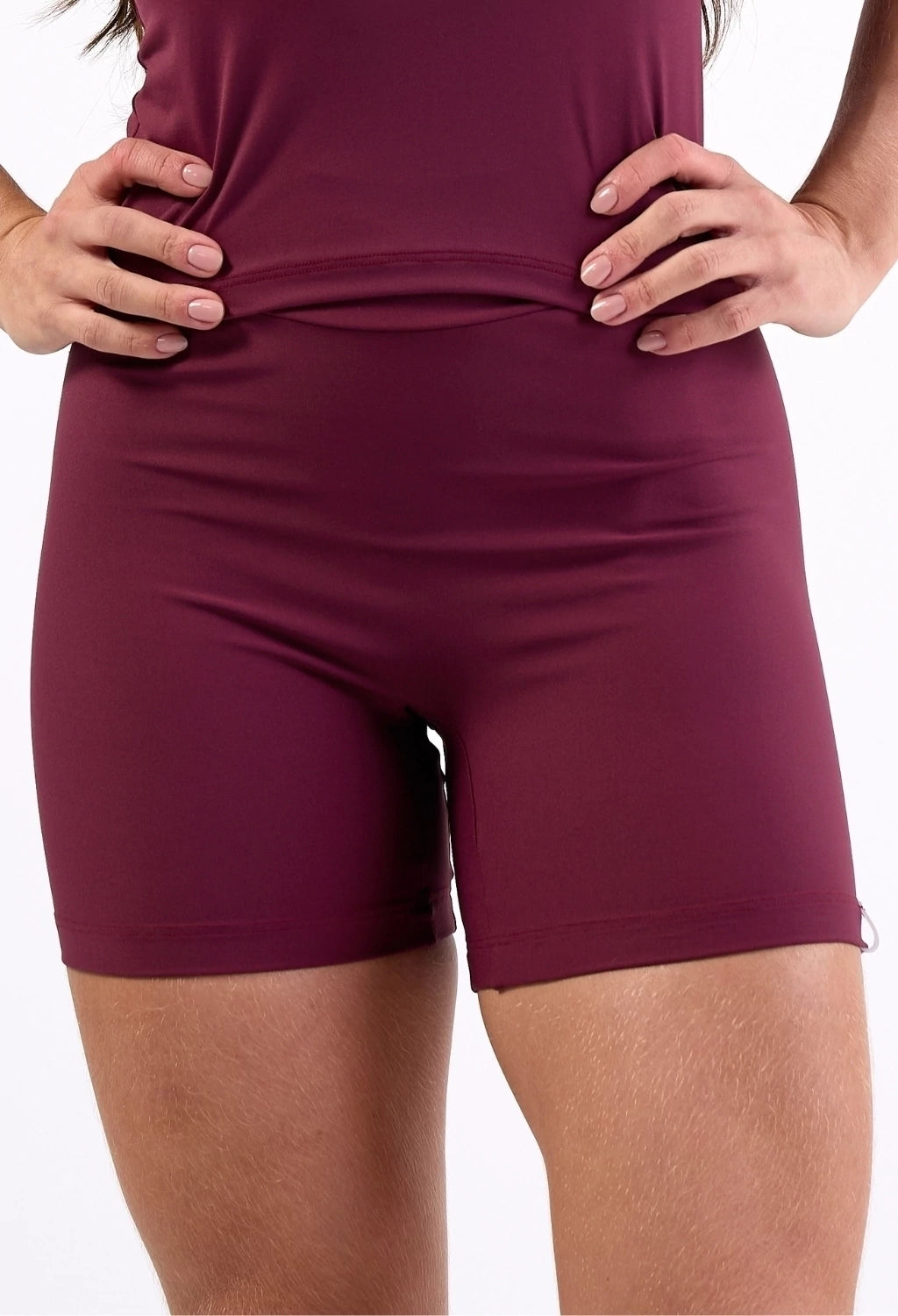 SHORTS BASIC BURGUNDY