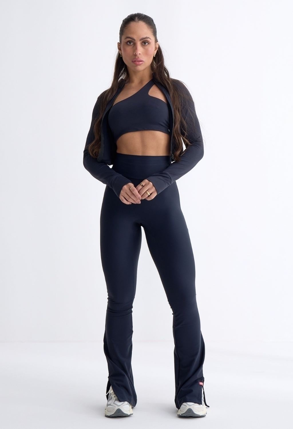 CONJ LEG FLARE+TOP PANDORA+JAQUETA PRETO