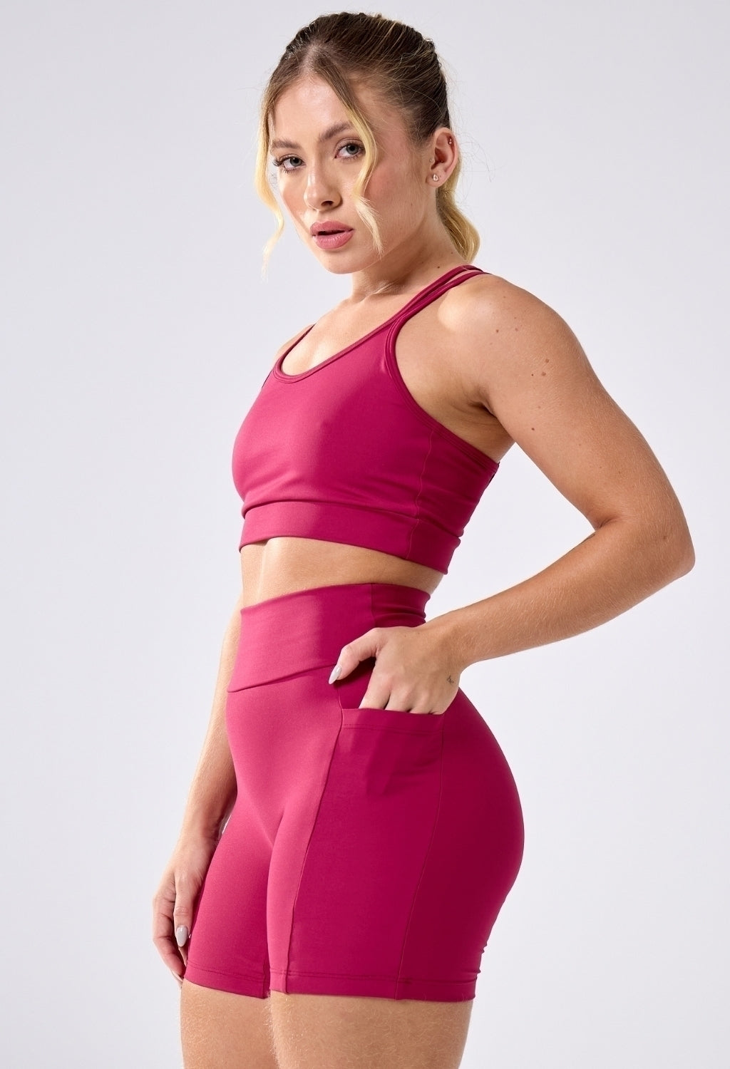 CONJUNTO SHORTS REFRESH 2.0 + TOP DREAMY CHERRY